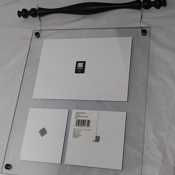 Umbra Picture - Picture 5 of 6